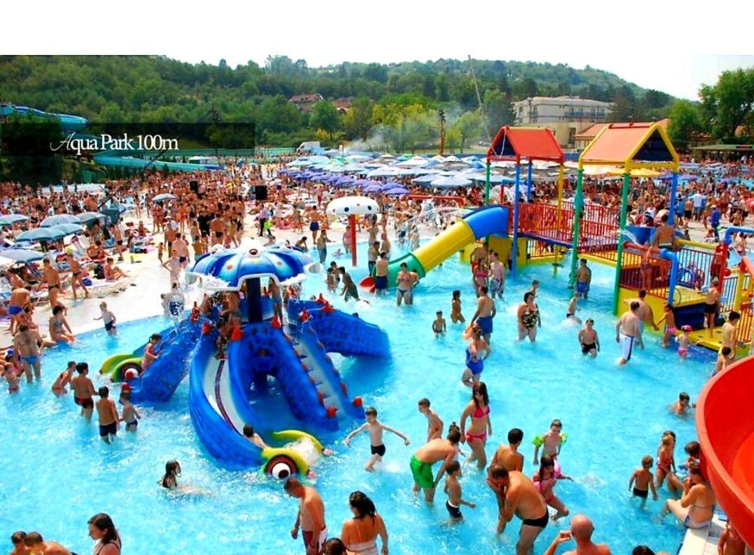 Royalwings Apartman Jagodina Exteriör bild