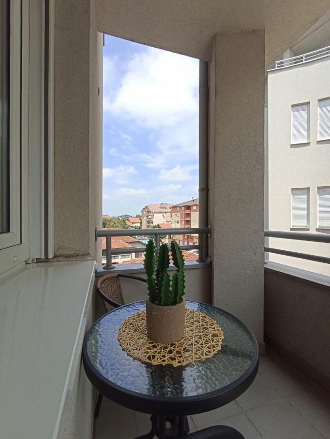 Royalwings Apartman Jagodina Exteriör bild